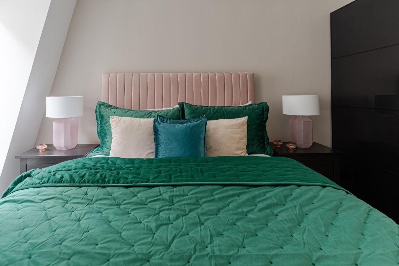 Explore The Most Exquisite West-End From A Harrods Family And Couple Home Londra Dış mekan fotoğraf