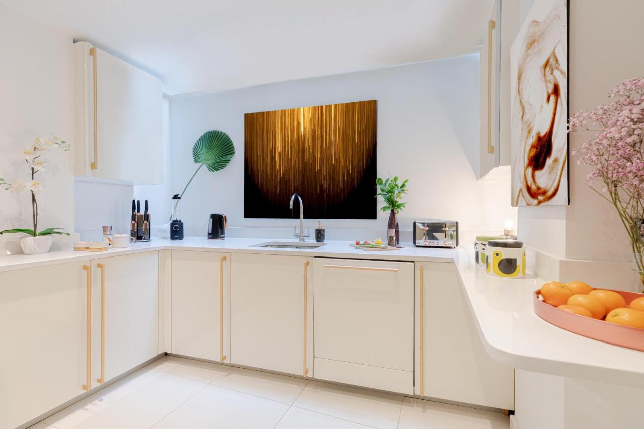 Explore The Most Exquisite West-End From A Harrods Family And Couple Home Londra Dış mekan fotoğraf